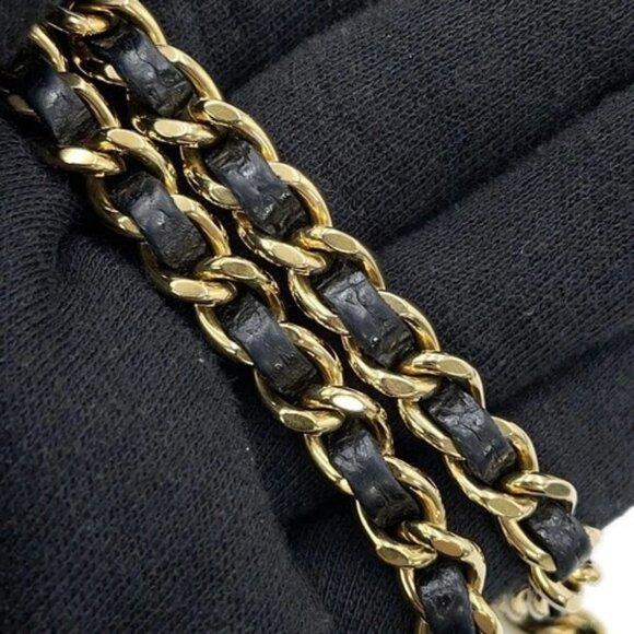 CHANEL Matelasse Chain wallet Calfskin Black - Picture 6 of 12